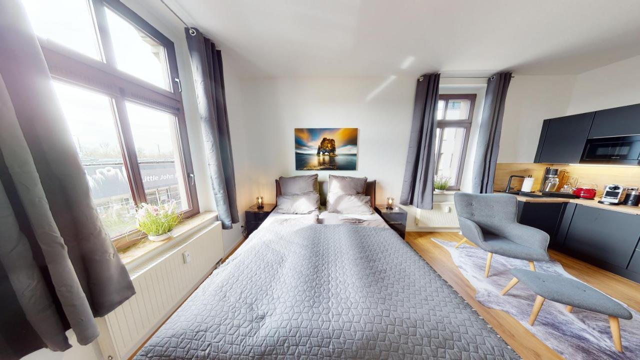 Sweethome - Zentral - Kueche & Parkplatz, Wifi Halle  Eksteriør bilde