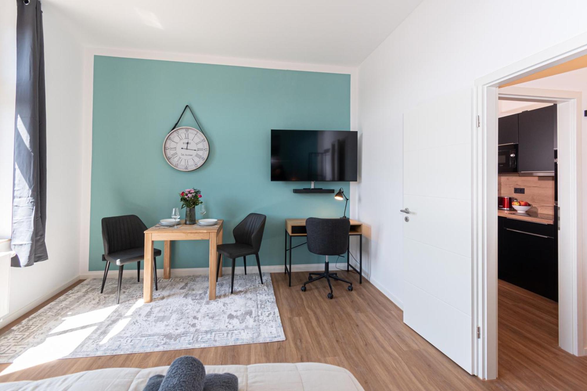 Sweethome - Zentral - Kueche & Parkplatz, Wifi Halle  Eksteriør bilde