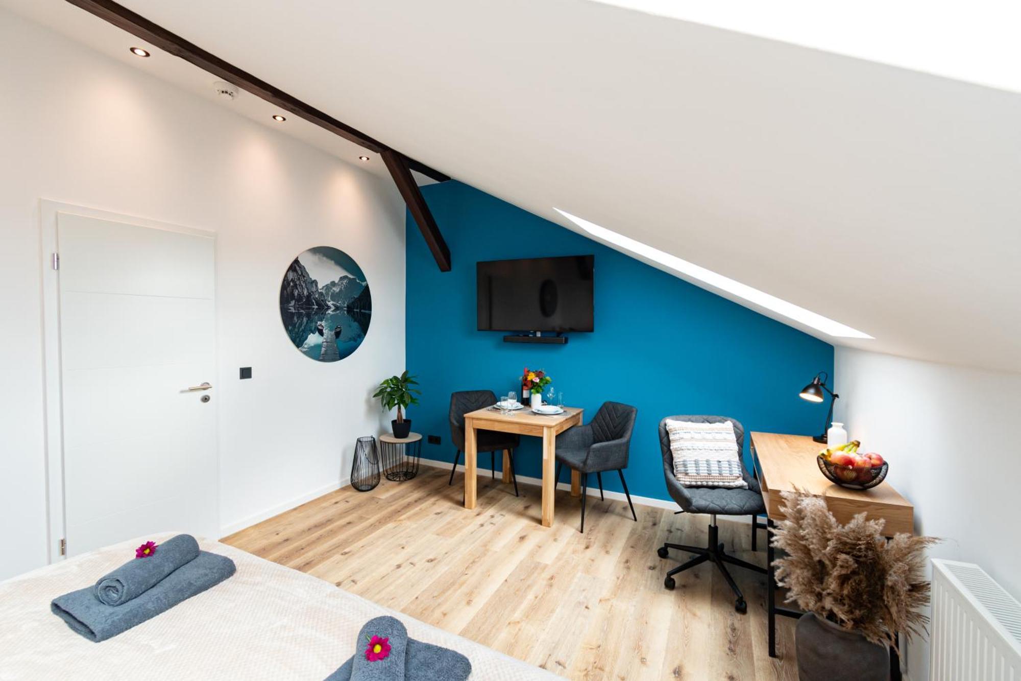 Sweethome - Zentral - Kueche & Parkplatz, Wifi Halle  Eksteriør bilde