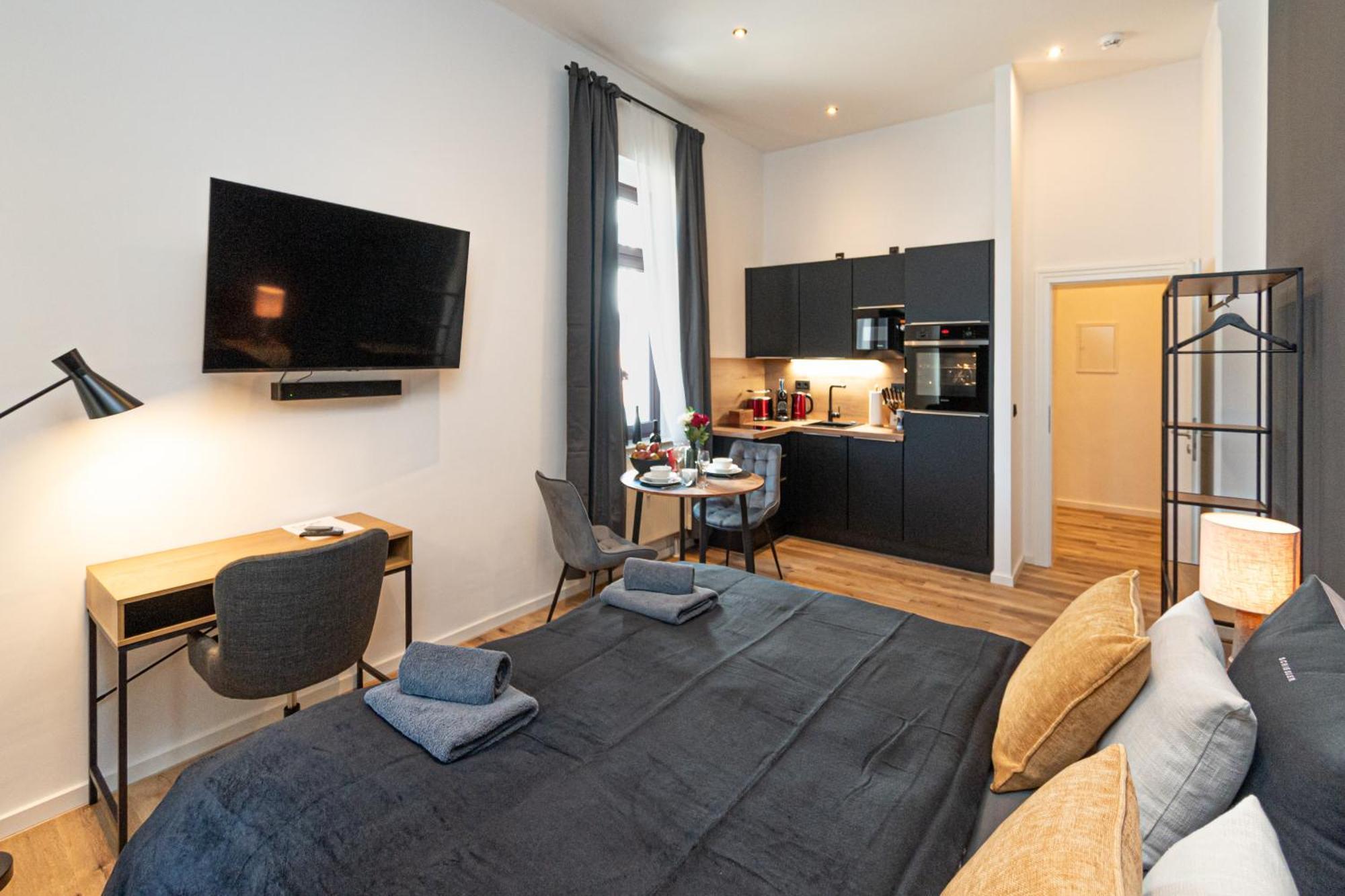Sweethome - Zentral - Kueche & Parkplatz, Wifi Halle  Eksteriør bilde